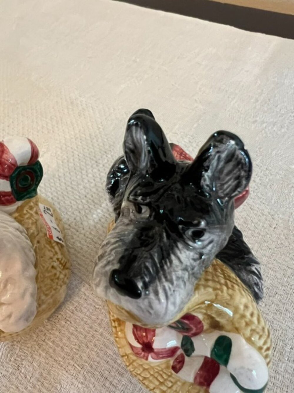 Vtg 1993 OCI Christmas White Westie Black Scottie Salt Pepper Shaker Set - Picture 2 of 9